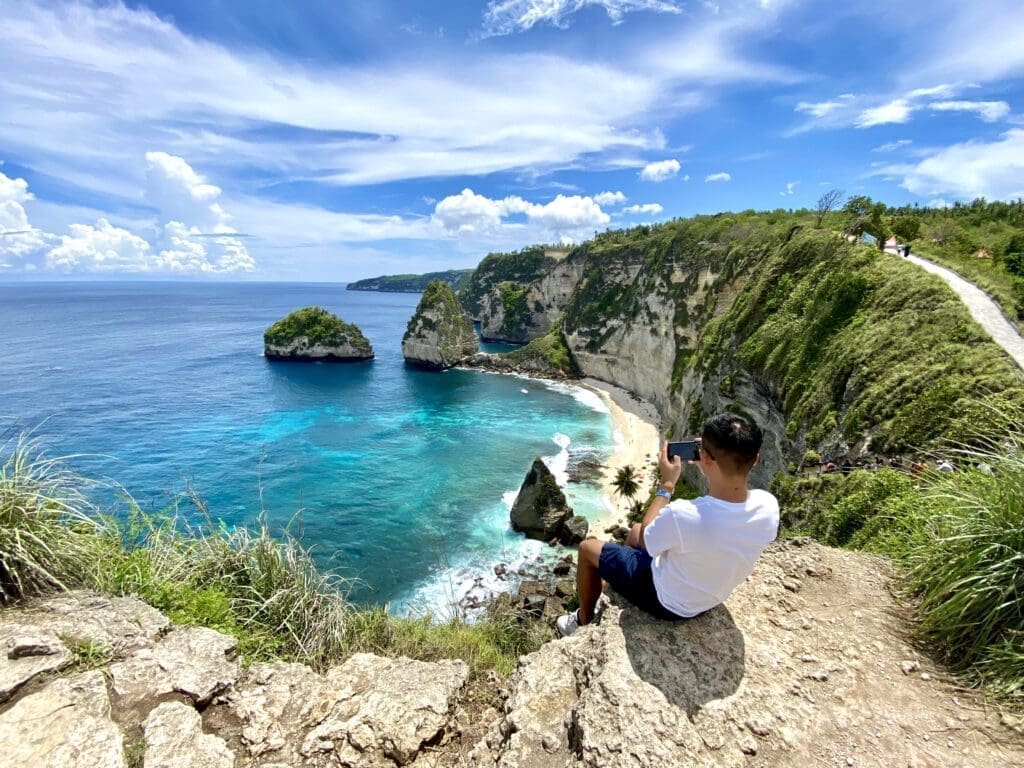 Diamond Beach 鑽石頭山