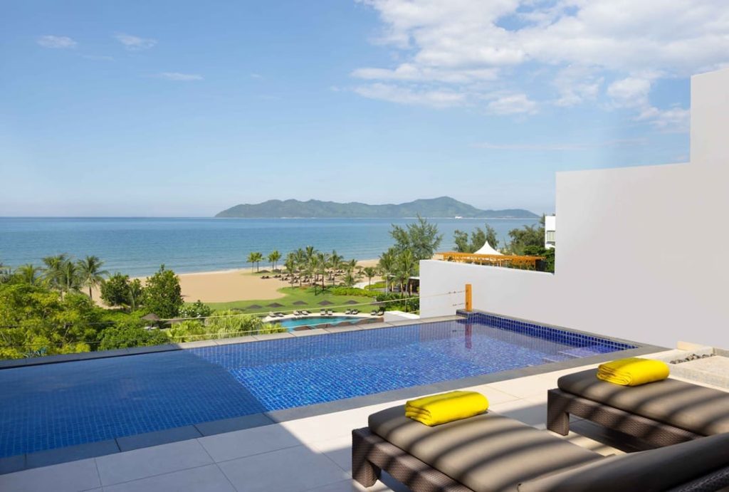 Seaview One-bedroom Pool Suite
