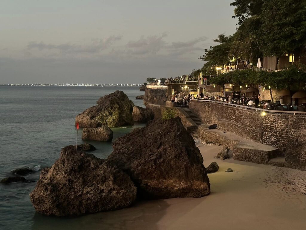 巴里島 AYANA Kisik 海鮮燒烤餐廳｜金巴蘭落日晚餐推薦