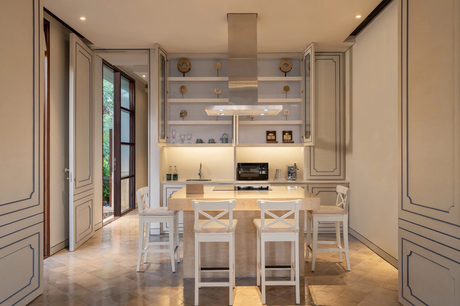 Jumeirah Bali One Bedroom Residence 起居空間與花園