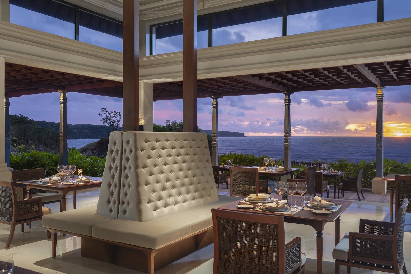 Jumeirah Bali Segaran Dining Terrace 海景餐廳