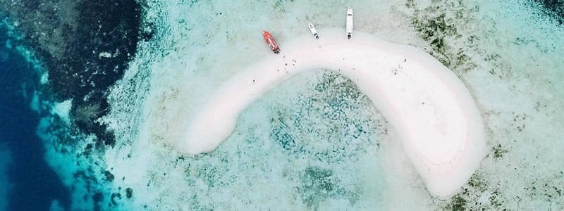 Taka Makassar—月牙海灣，半月形海中步道