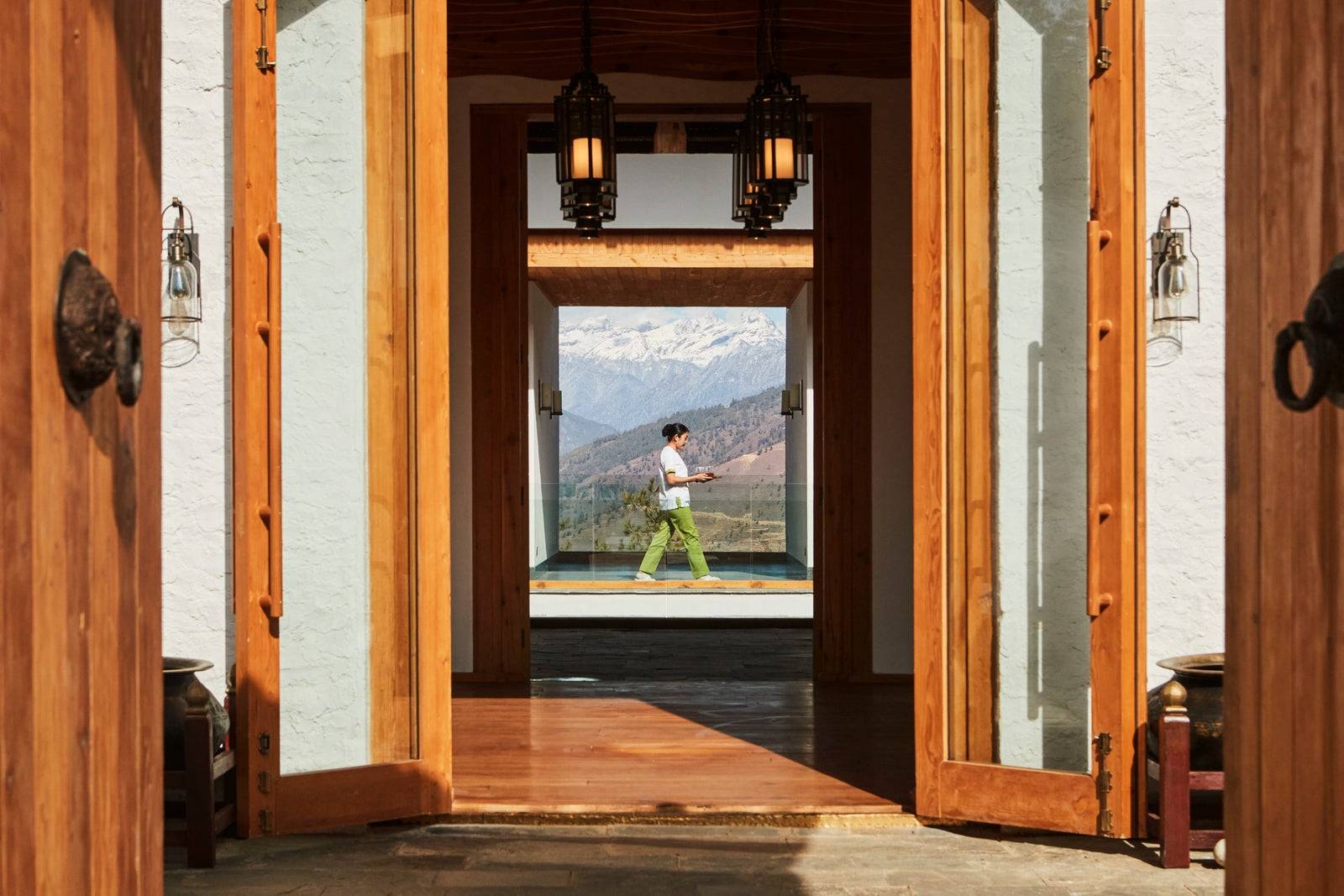 六善廷布 Spa 入口與水景