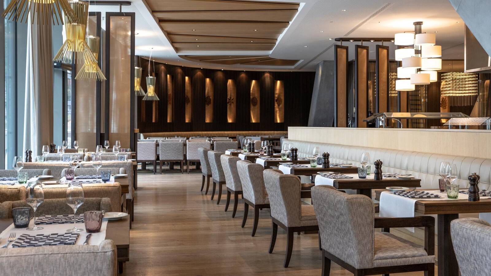 AlpenGold Hotel|餐飲空間與料理 1