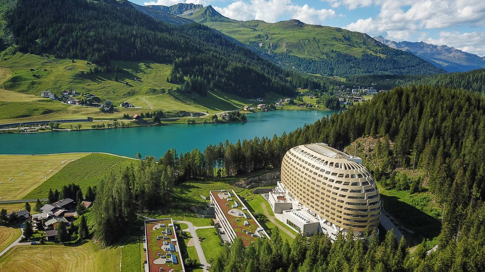 AlpenGold Hotel|周邊景觀與旅遊體驗 1