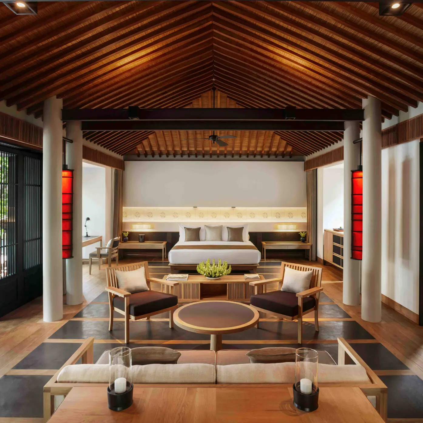 Ocean Pool Villa 臥室與起居空間