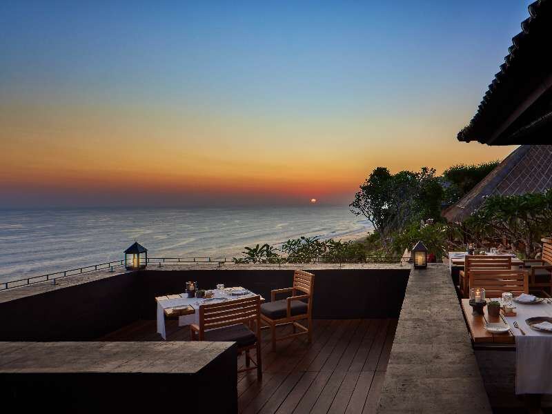 峇里島寶格麗度假村 Sangkar 餐廳夕陽海景