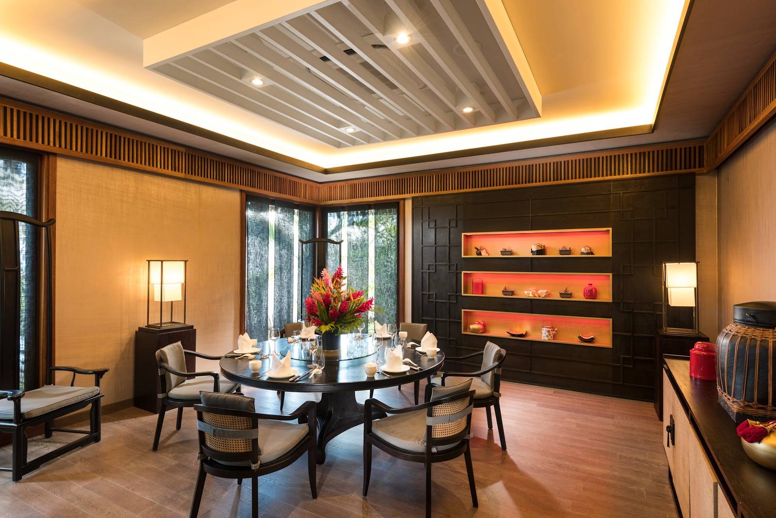 波拉波拉康萊德努伊度假村 Banyan 餐廳的私人用餐空間