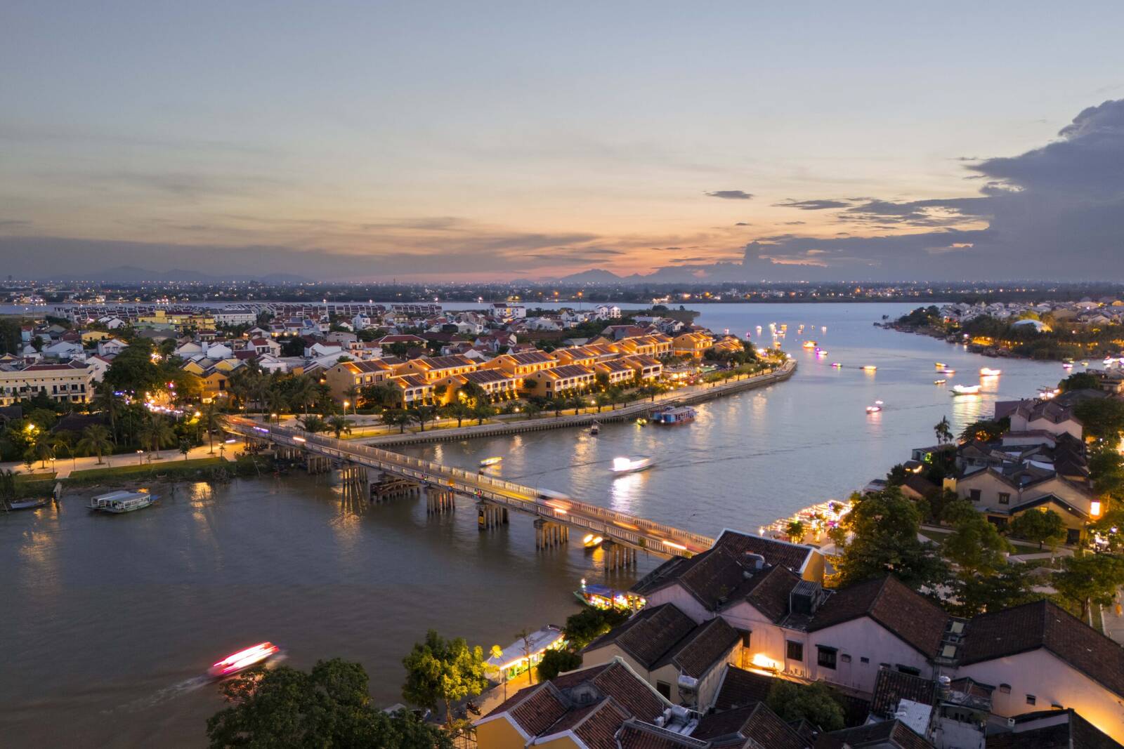 從 Moire Hoi An 沿河探索會安古城