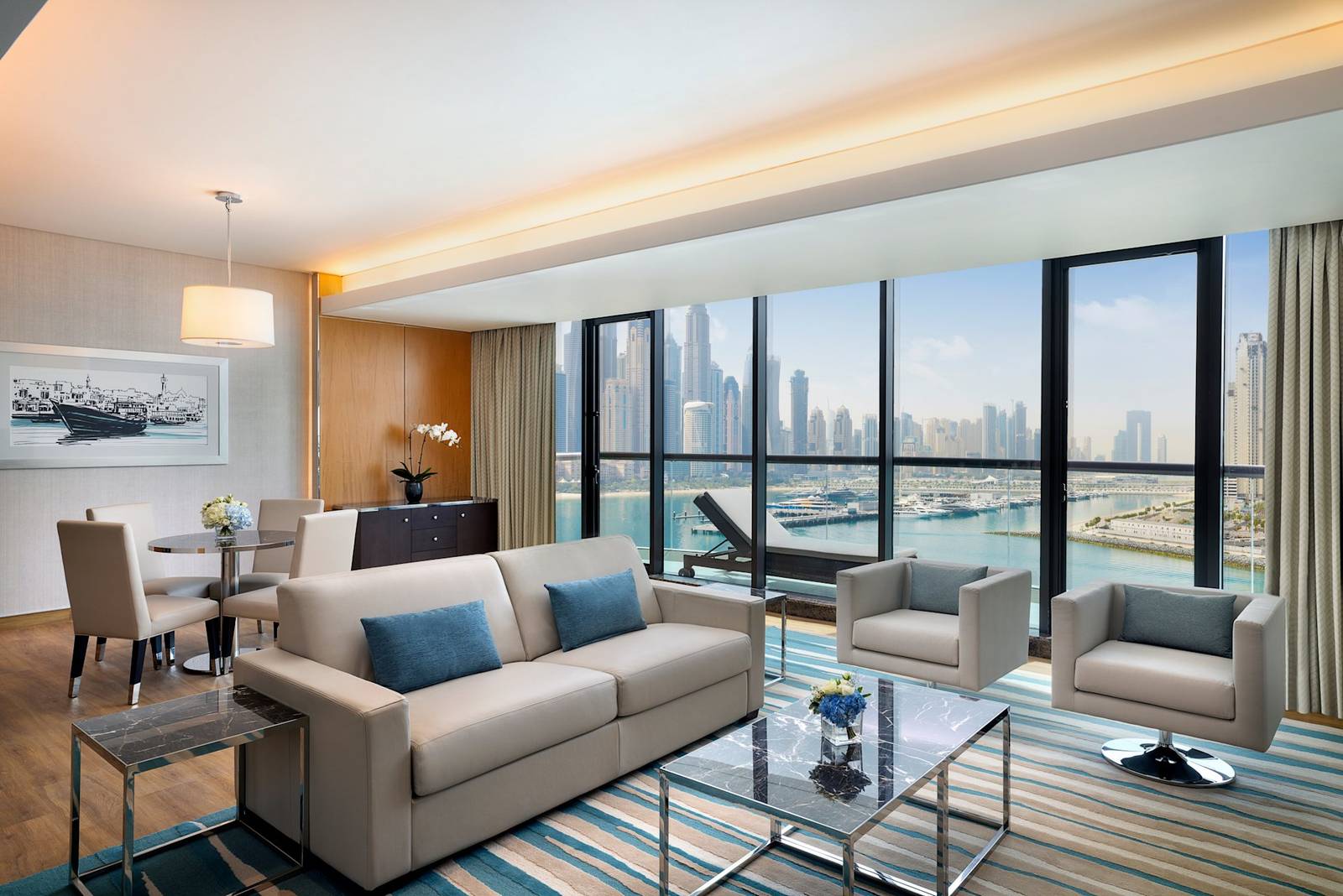 杜拜棕櫚島希爾頓飯店 Executive Suite 的起居空間