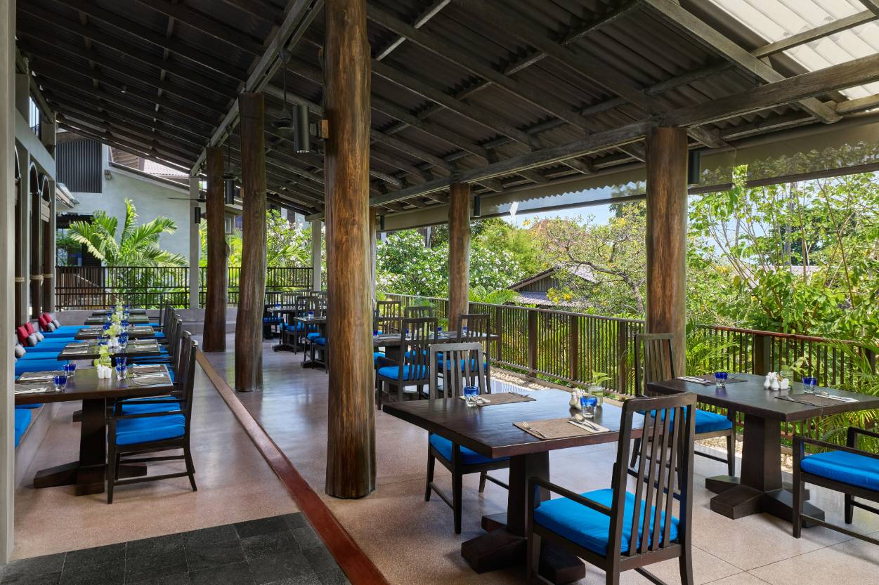 蘇梅島 Homm Chura 度假村 KAN 餐廳的用餐空間