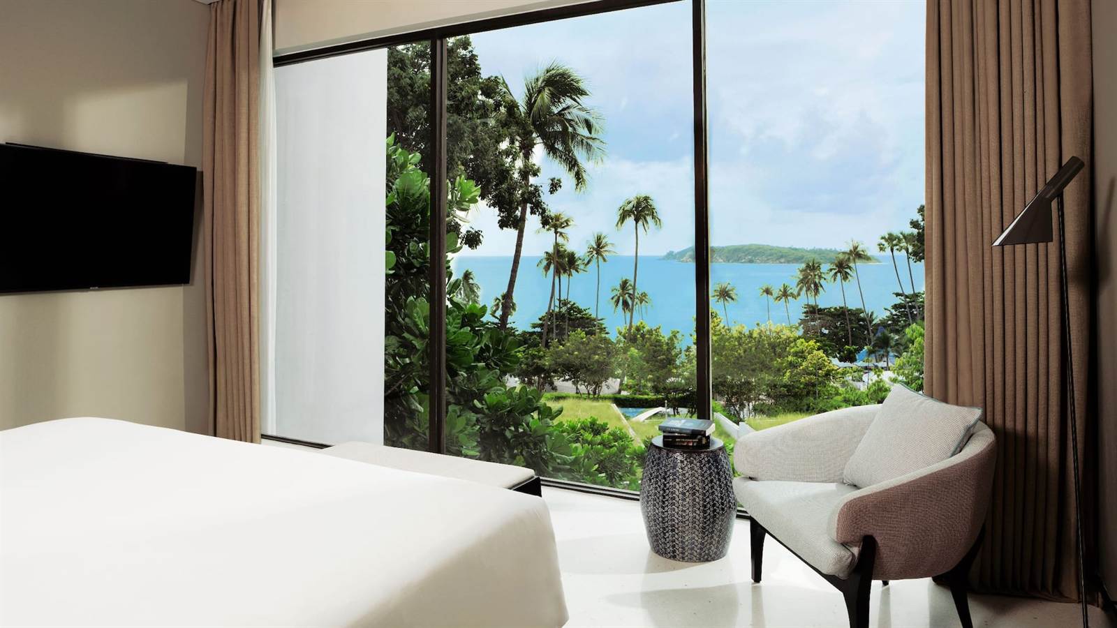 2 Bedroom Family Ocean View Suite 海景套房臥室