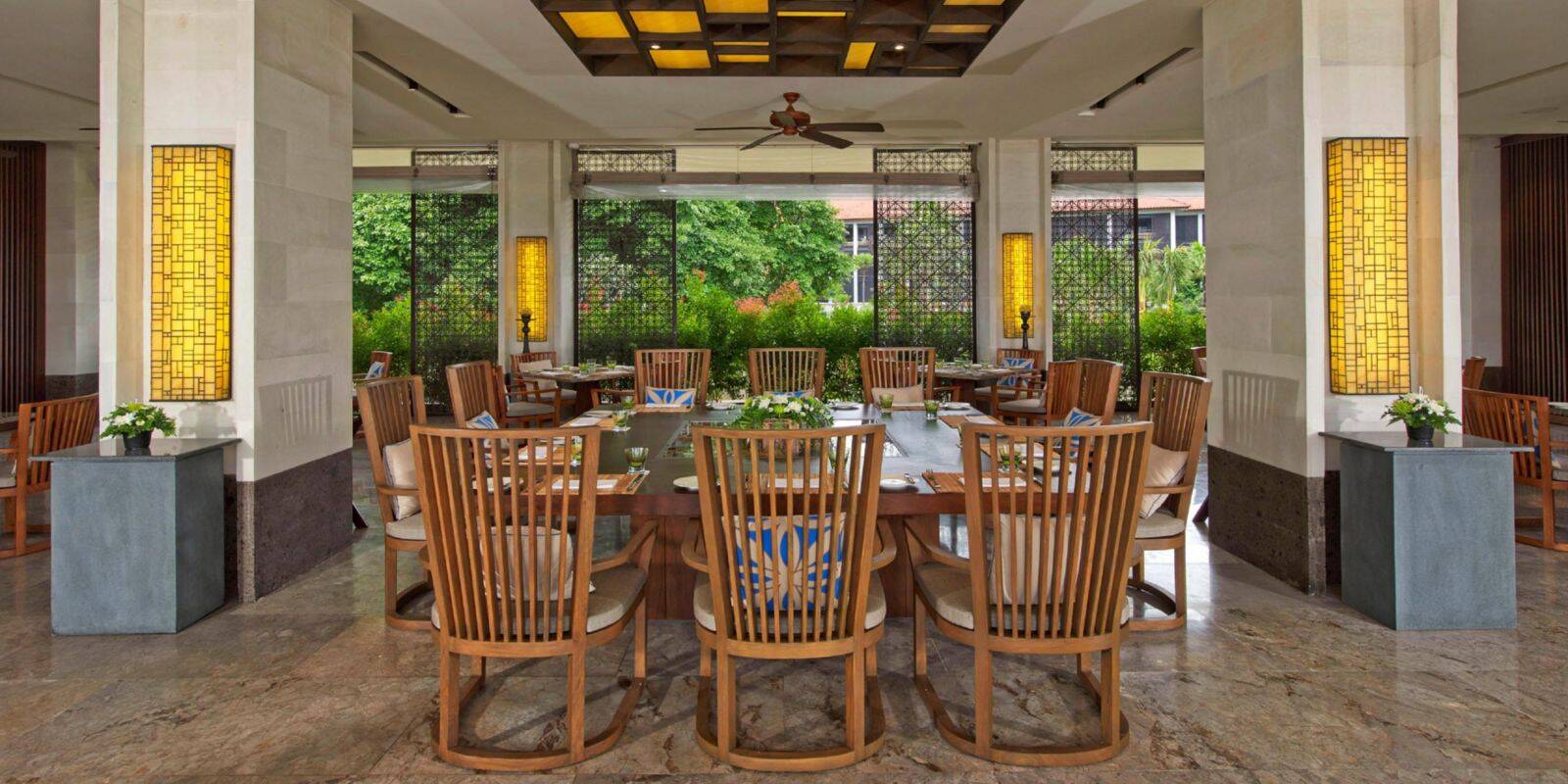 峇里島沙努爾洲際度假酒店 Nyala Beach Club 用餐空間