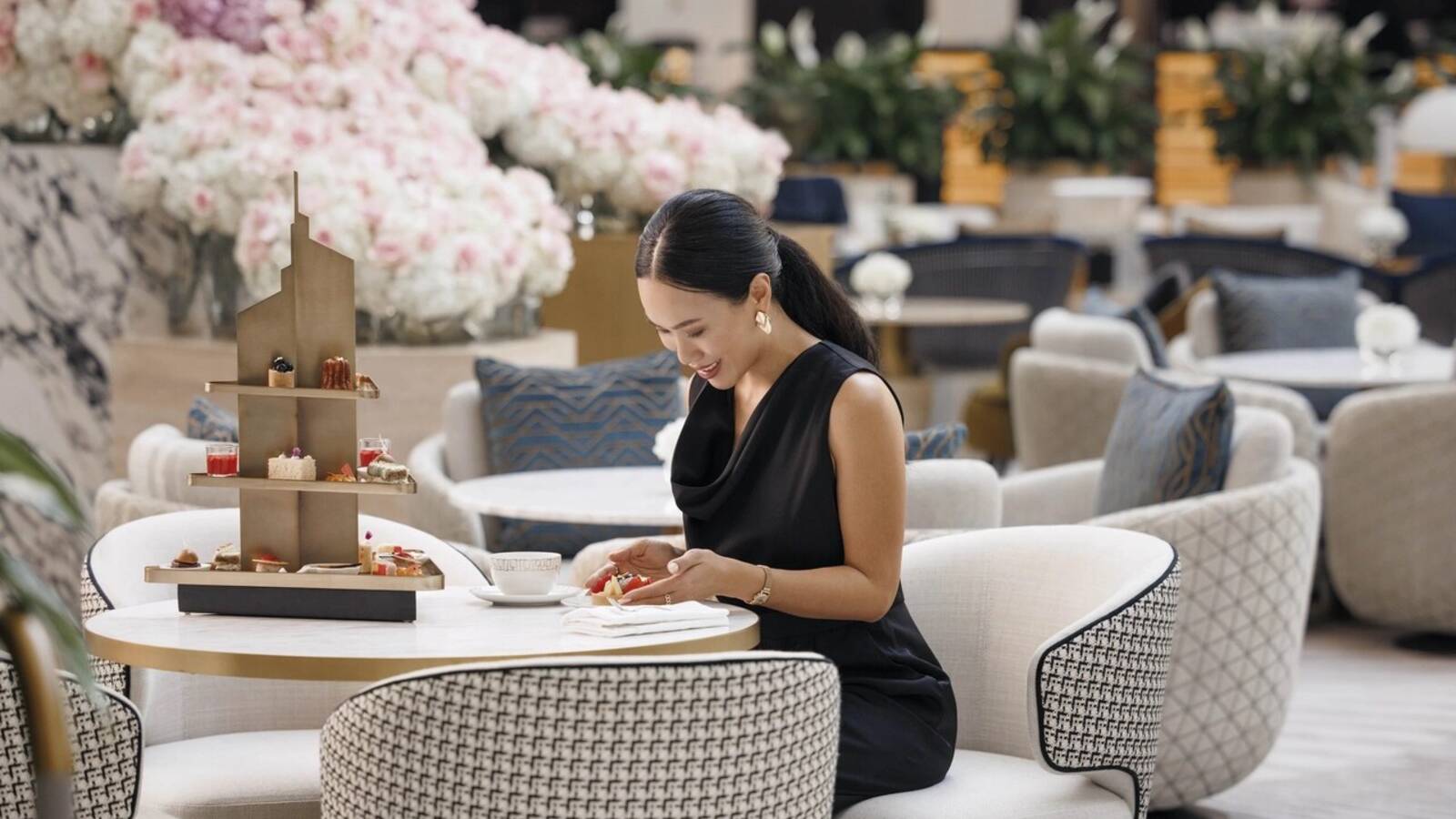 Jumeirah Emirates Towers 餐飲與下午茶休憩空間