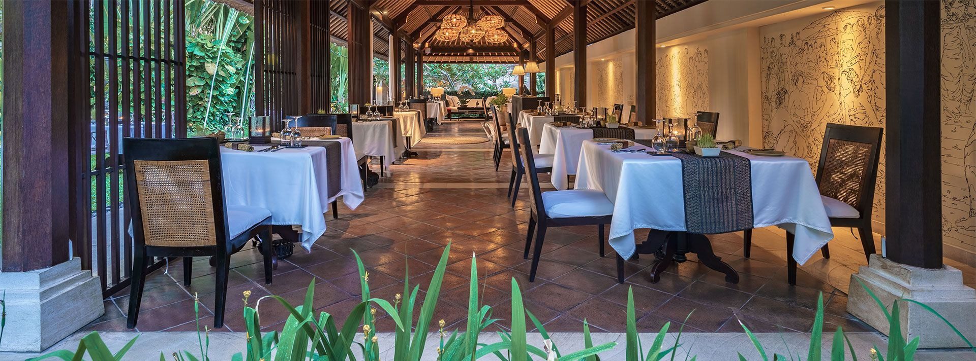 Gong Restaurant 融合傳統印尼與國際佳餚之木造風情餐廳