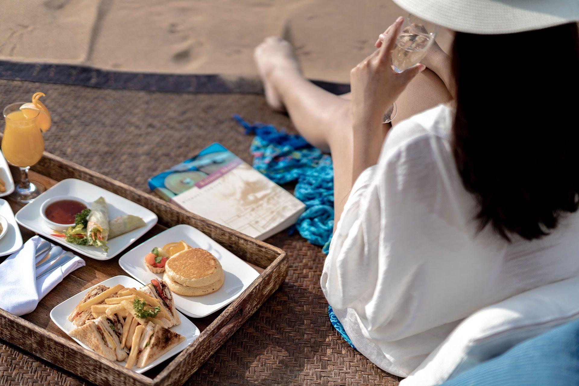 位於沙努爾金色海岸的 Kayumanis Beach 野餐與休閒區