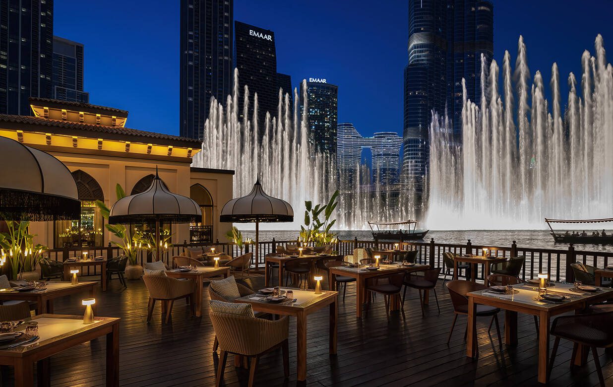 杜拜 Palace Downtown 宮殿酒店 Thiptara 架在湖上的夜間露台