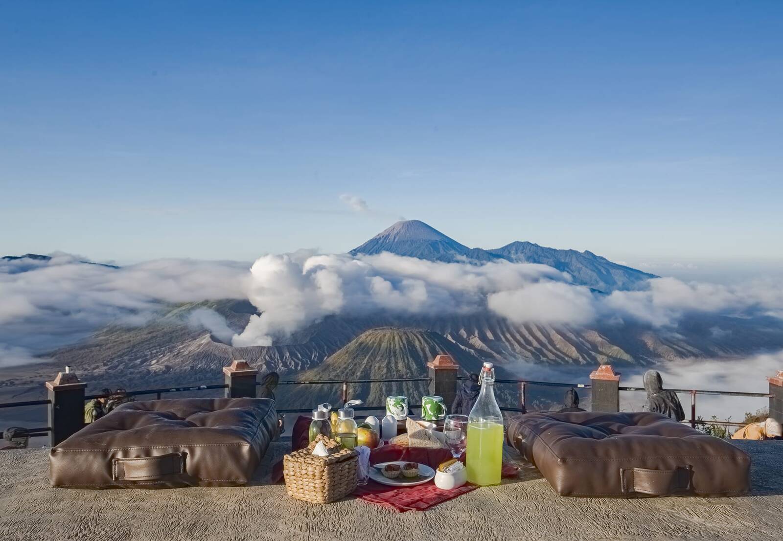 Bromo Sunrise Alfresco 火山日出早餐