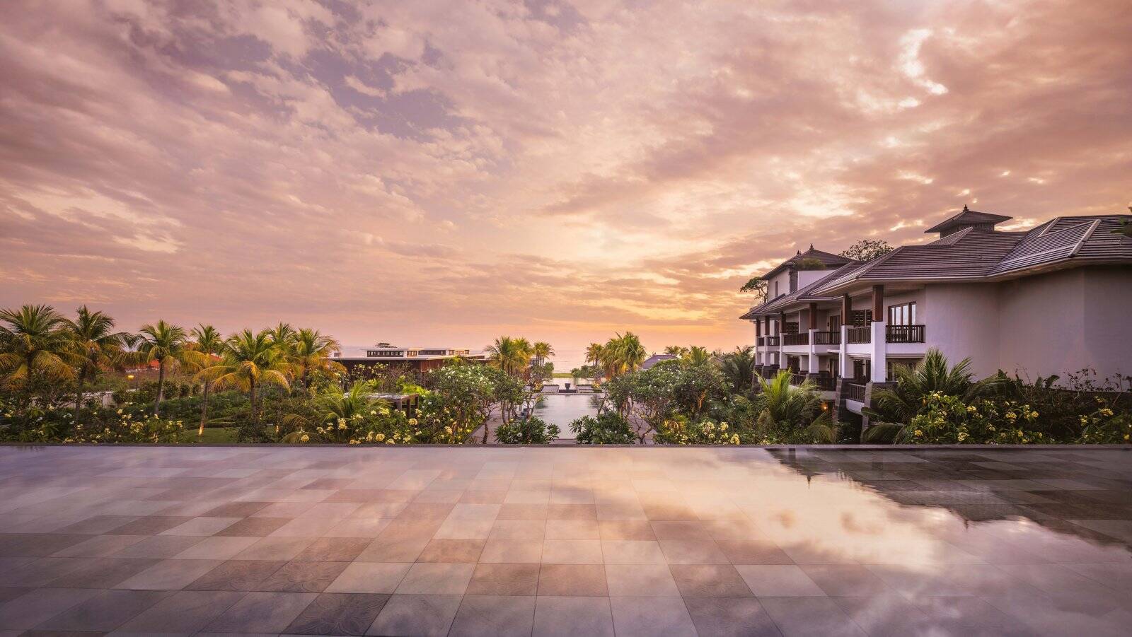 峇里島麗晶酒店 The Lounge 夕陽海景露台