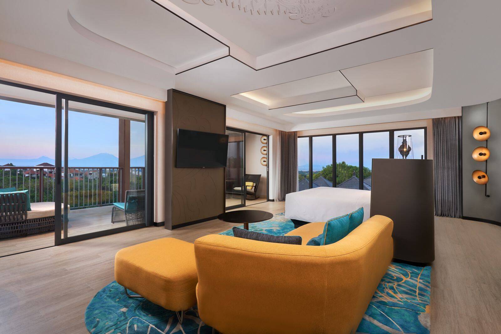 峇里島努沙杜瓦萬麗度假酒店 Executive Suite 臥室與起居區