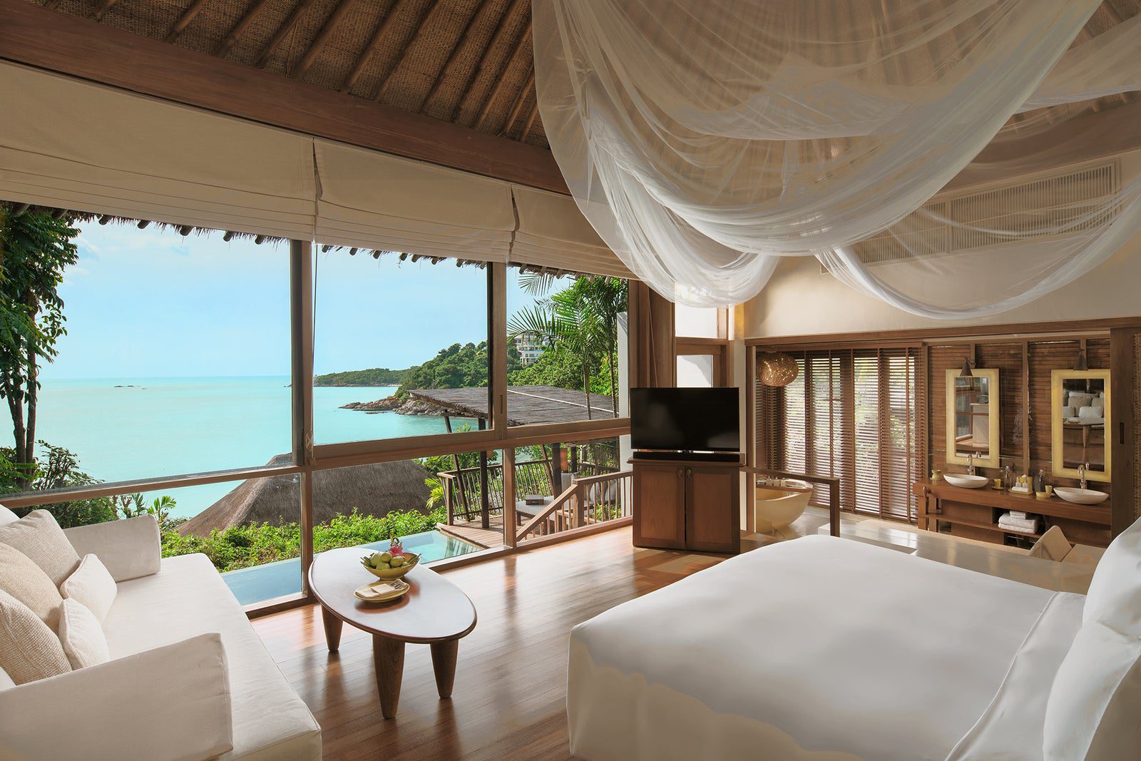 Ocean View Pool Villa 室內與海景