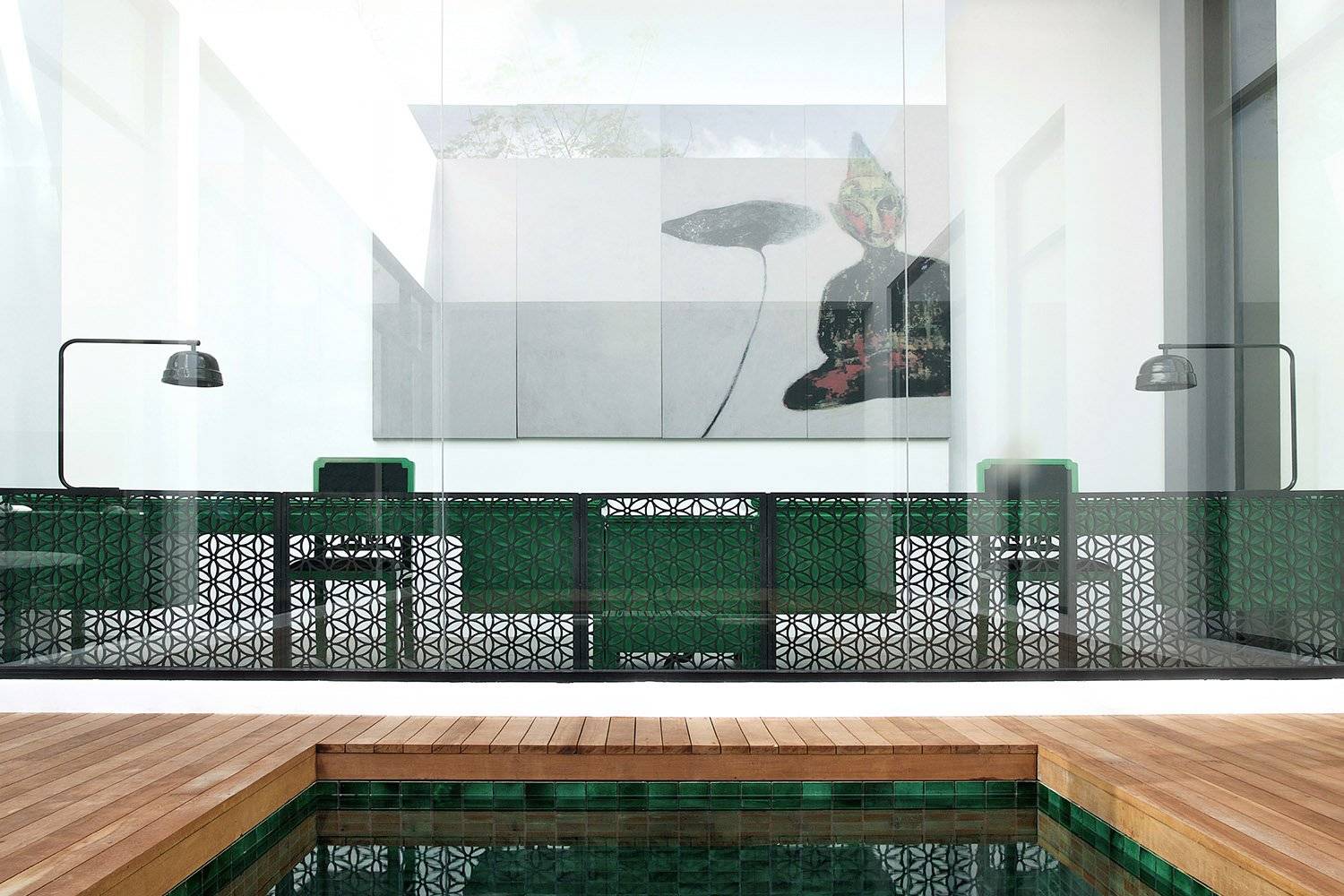 蘇梅島 The Library 度假村 Secret Pool Villa 的私人泳池與木平台