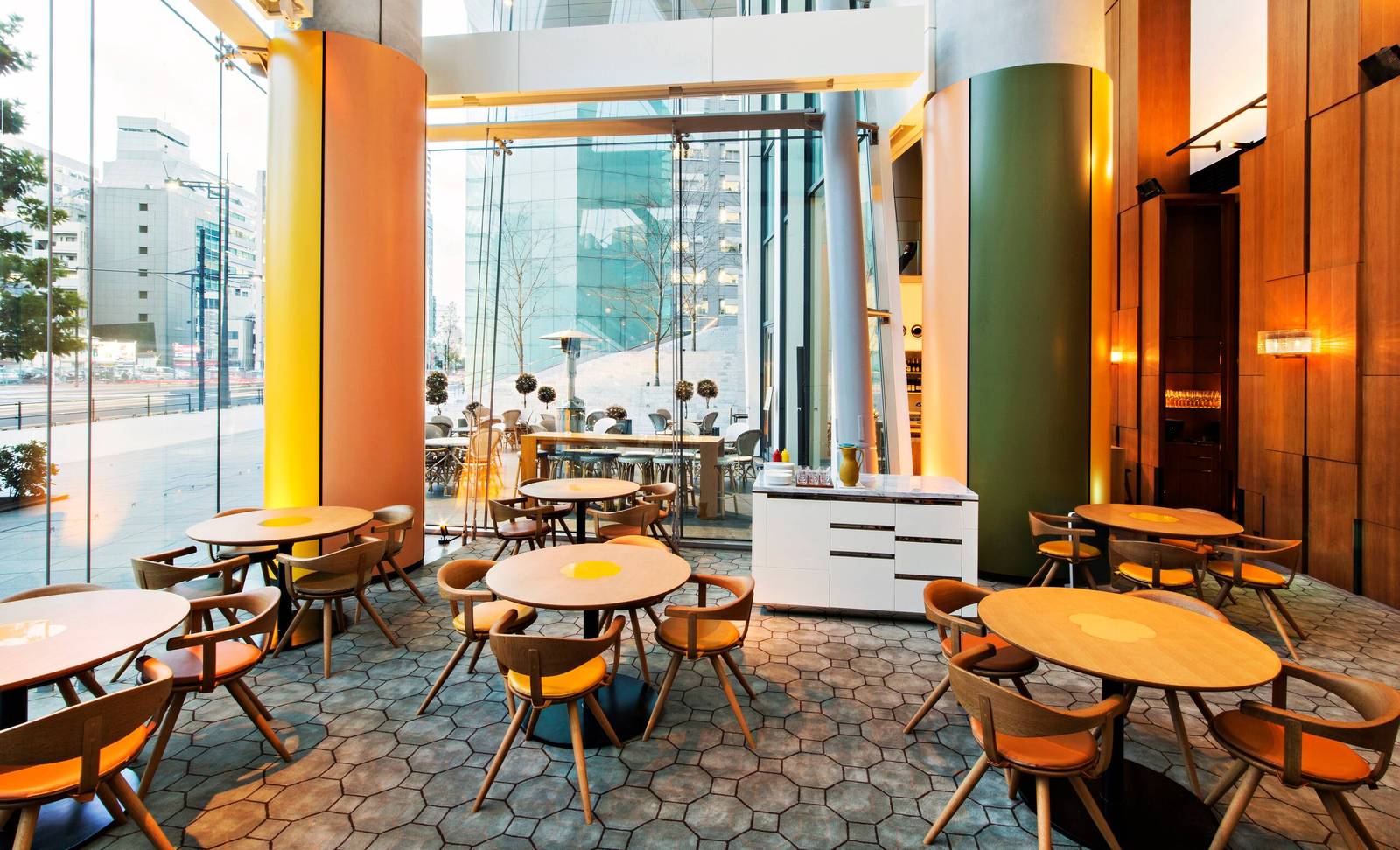 東京安達仕酒店 BeBu 餐廳
