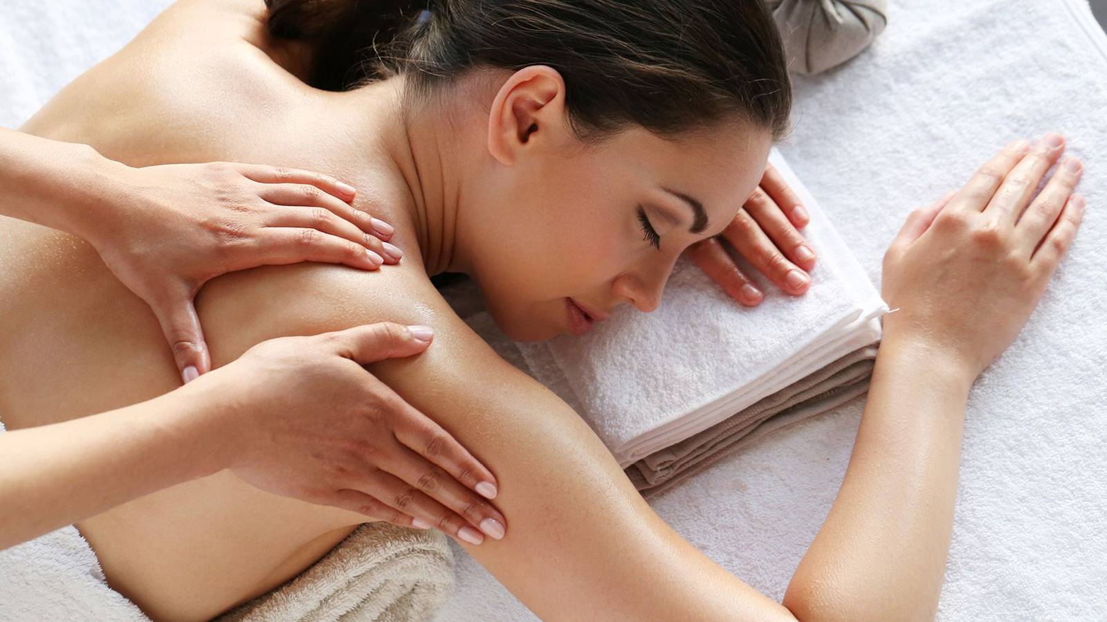 AYANA Spa 的背部按摩療程