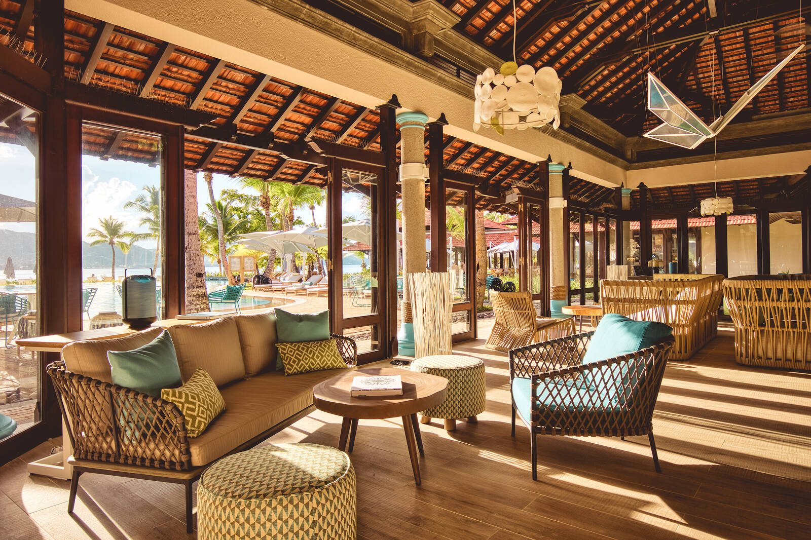 Club Med Seychelles 餐廳與休憩空間