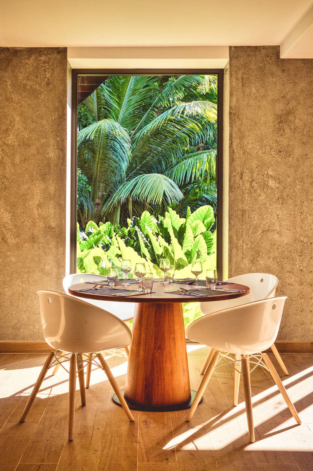 Club Med Seychelles 熱帶景觀餐桌