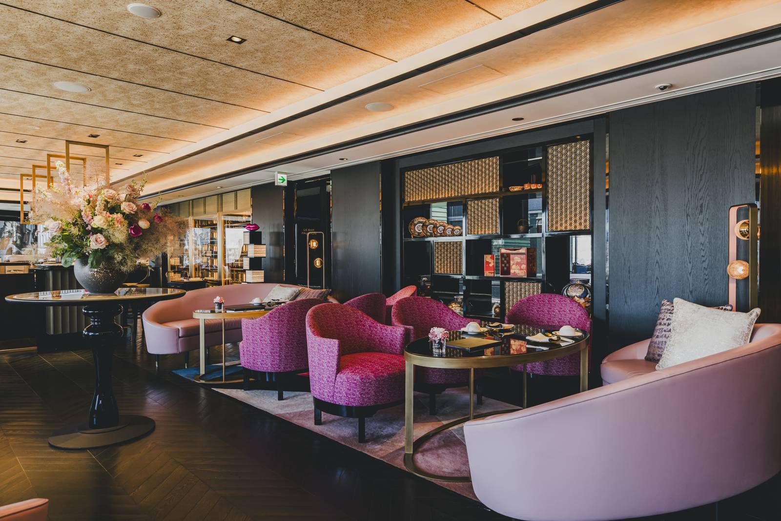 FAUCHON L'Hôtel Kyoto Salon de Thé 粉紅座椅茶沙龍