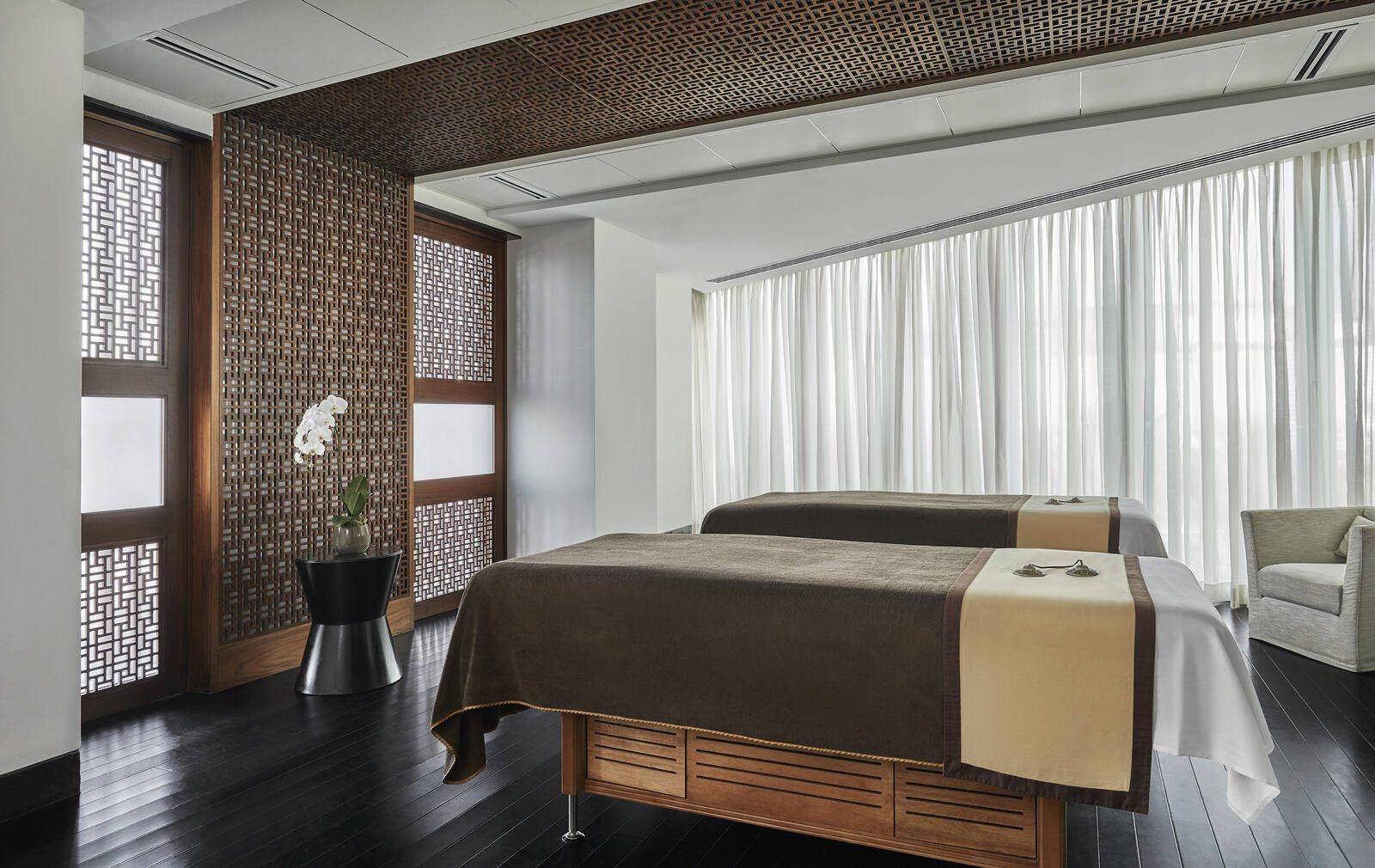 阿布達比瑪利亞島四季酒店 The Pearl Spa 的療程室