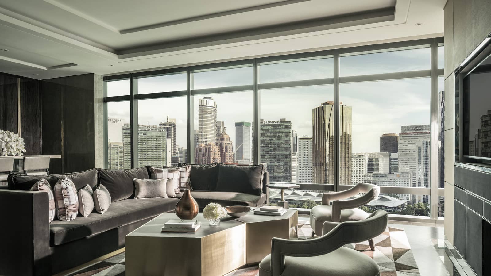吉隆坡四季酒店寬敞套房客廳與城市景觀