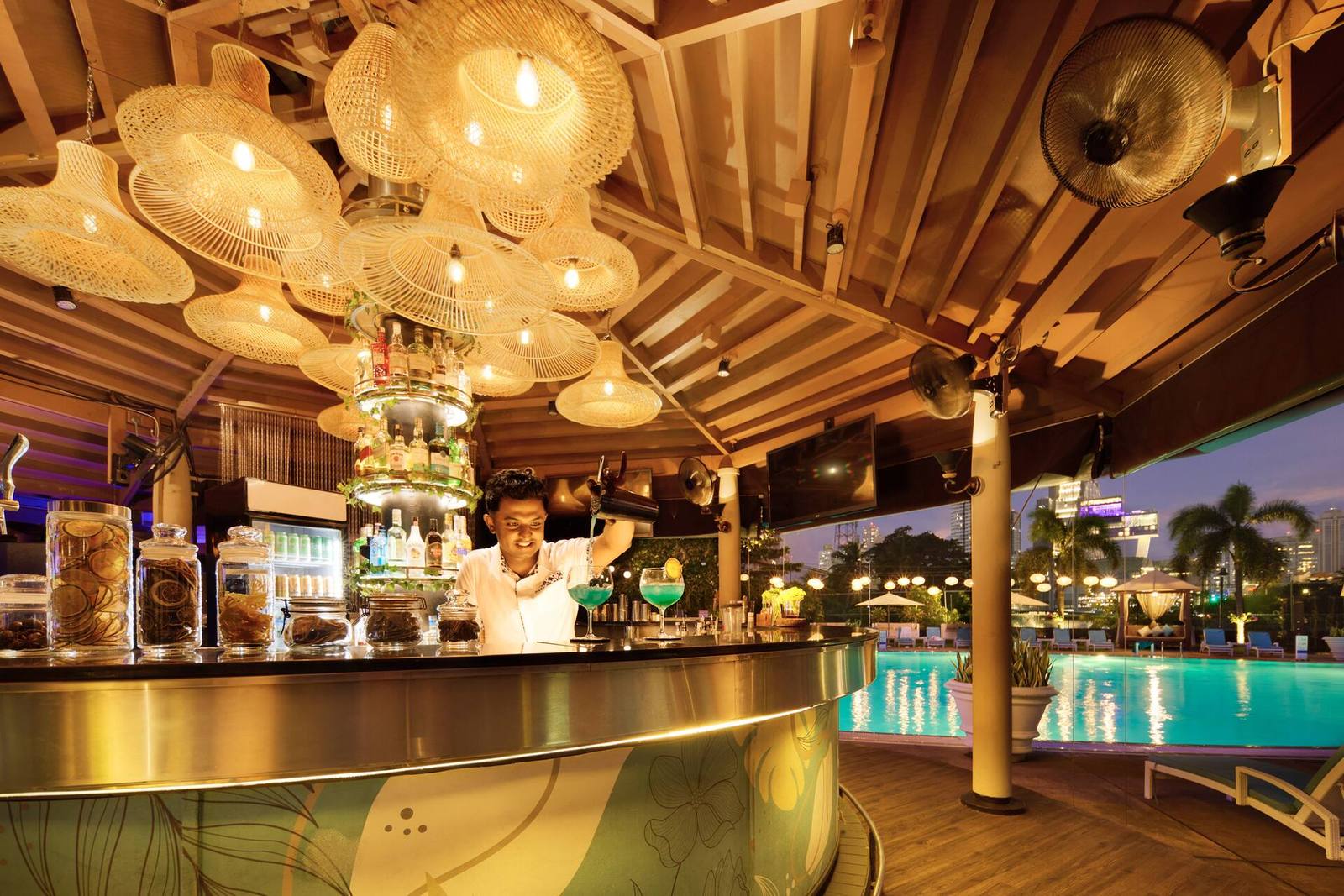 可倫坡希爾頓酒店 SunsetBlu 酒吧