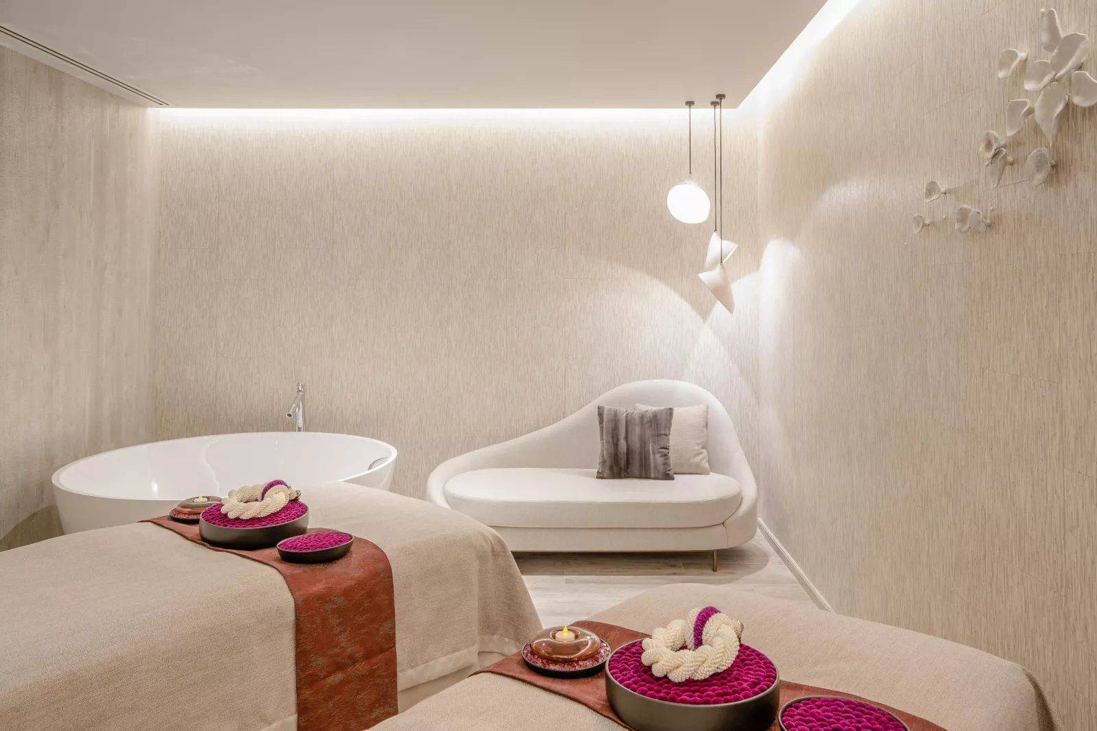 曼谷 Kimpton Maa-Lai 酒店 amaranth spa 的雙人療程室