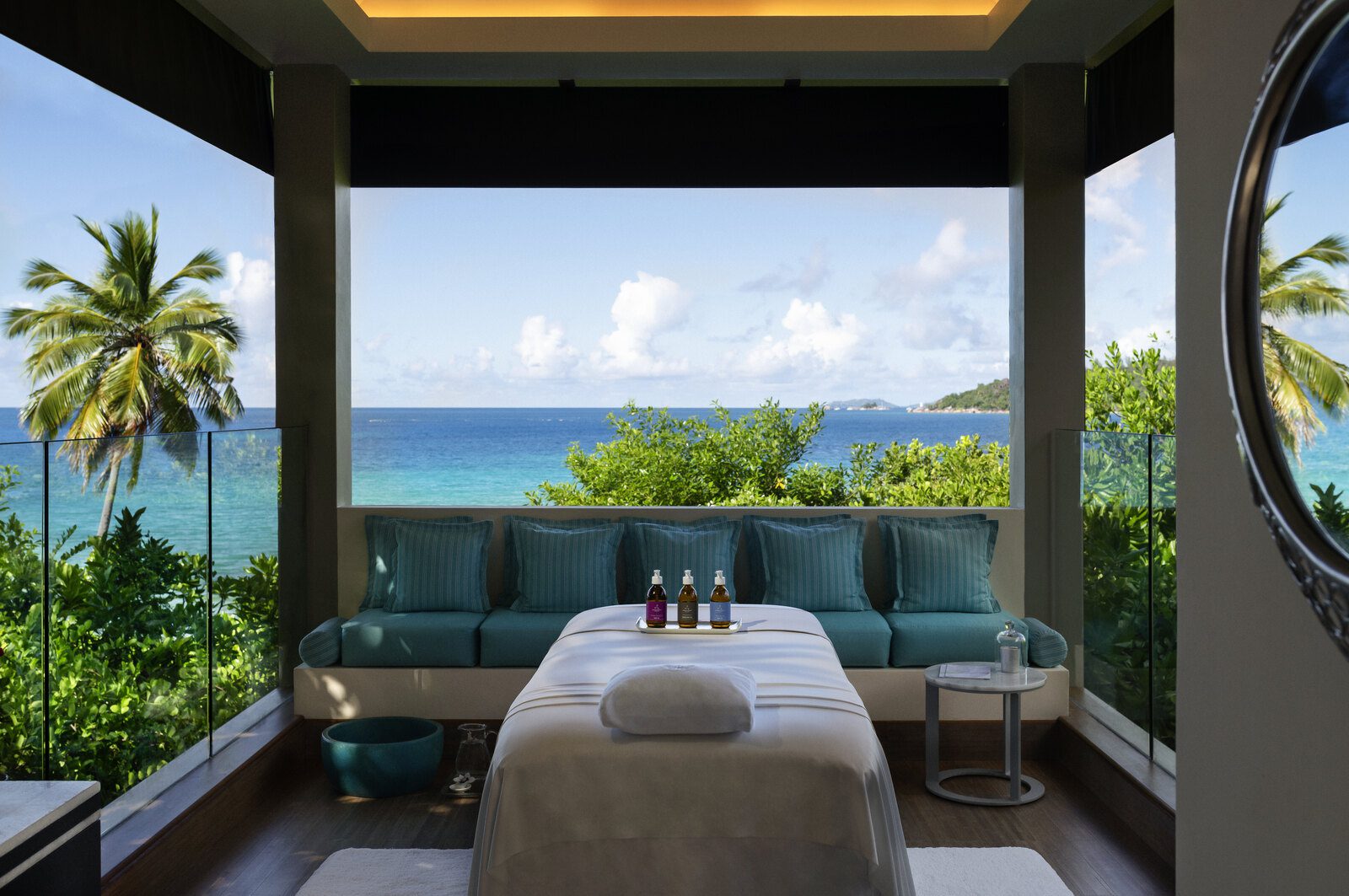 Raffles Seychelles spa 露天 pavilion 私人泳池與海景