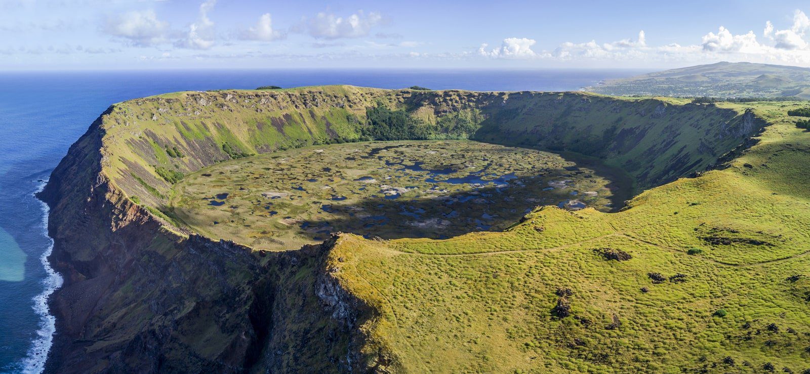 復活節島 Rano Kau 火山口與濕地景觀
