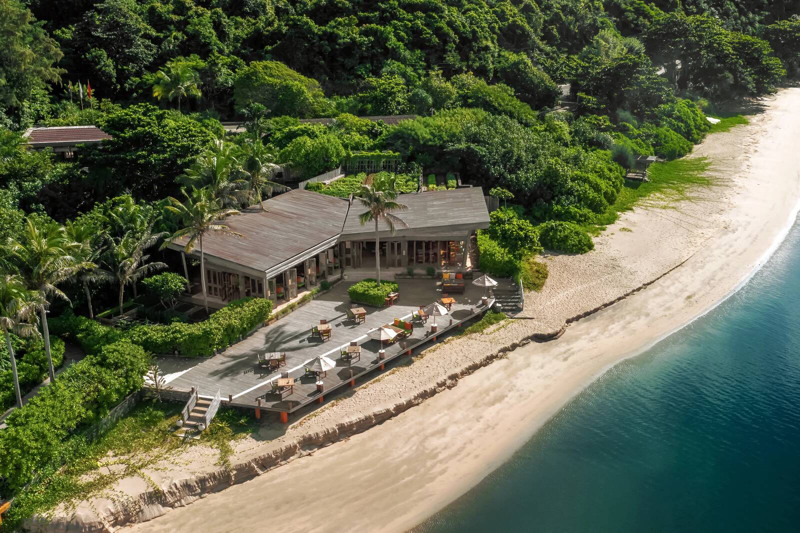 Six Senses Con Dao By The Beach Restaurant 與海灘空拍