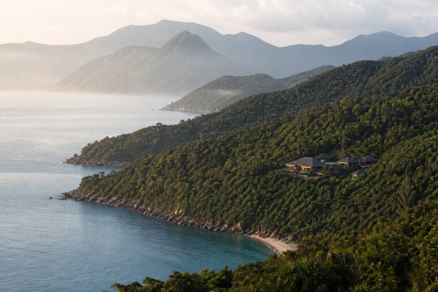 山茶半島森林海灣與隱密度假環境示意