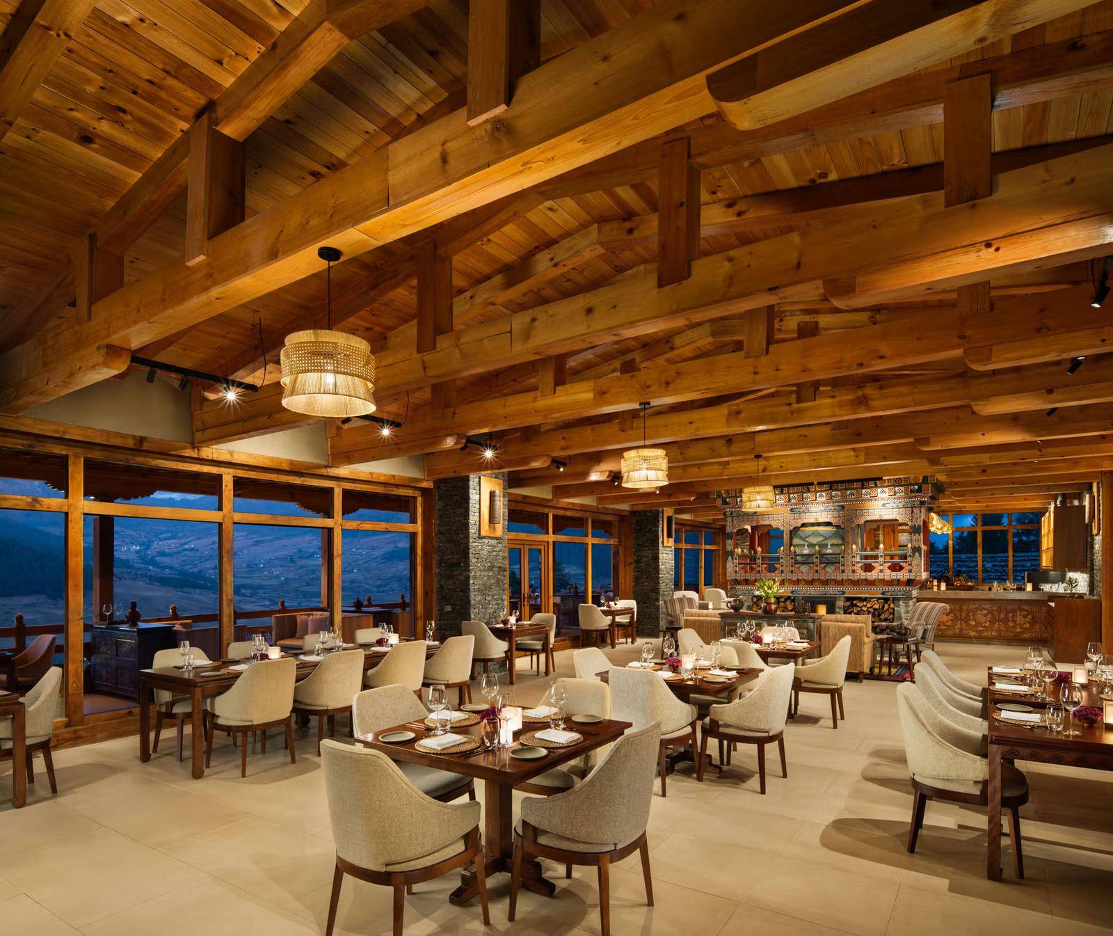 Taj Gangtey Resort & Spa 山谷景觀餐廳