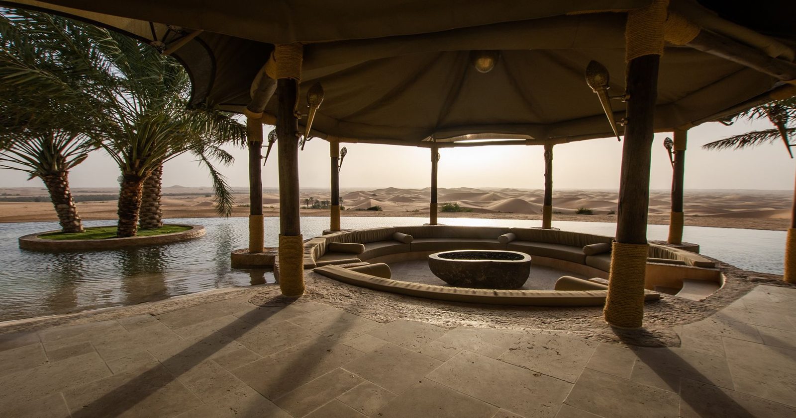 Telal Resort Al Ain 沙漠涼亭與水景