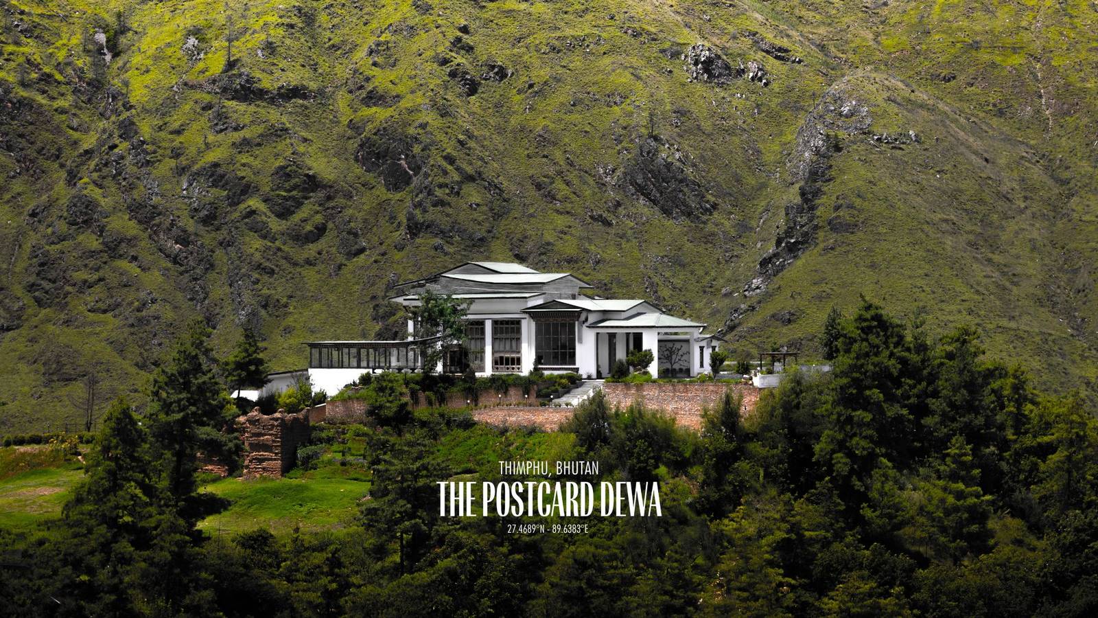 The Postcard Dewa 森林山谷外觀