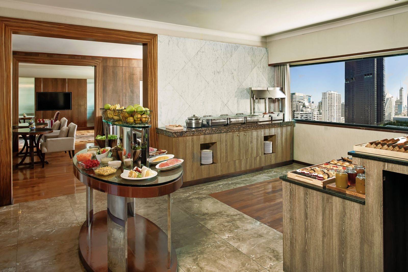 曼谷蘇坤逸威斯汀大酒店 Westin Club 酒廊的自助檯