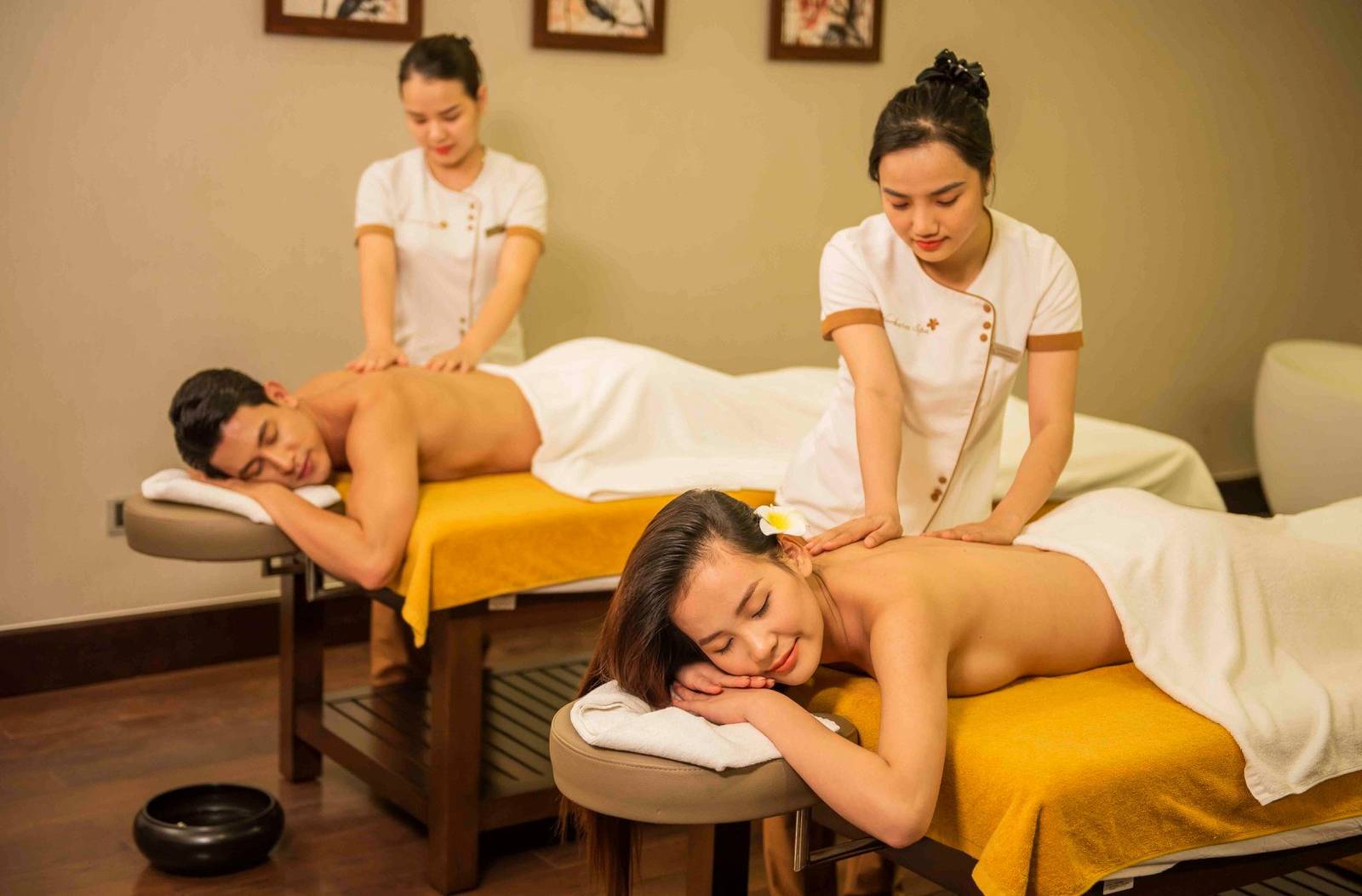 下龍灣珍珠水療度假村 Vincharm Spa 雙床按摩室