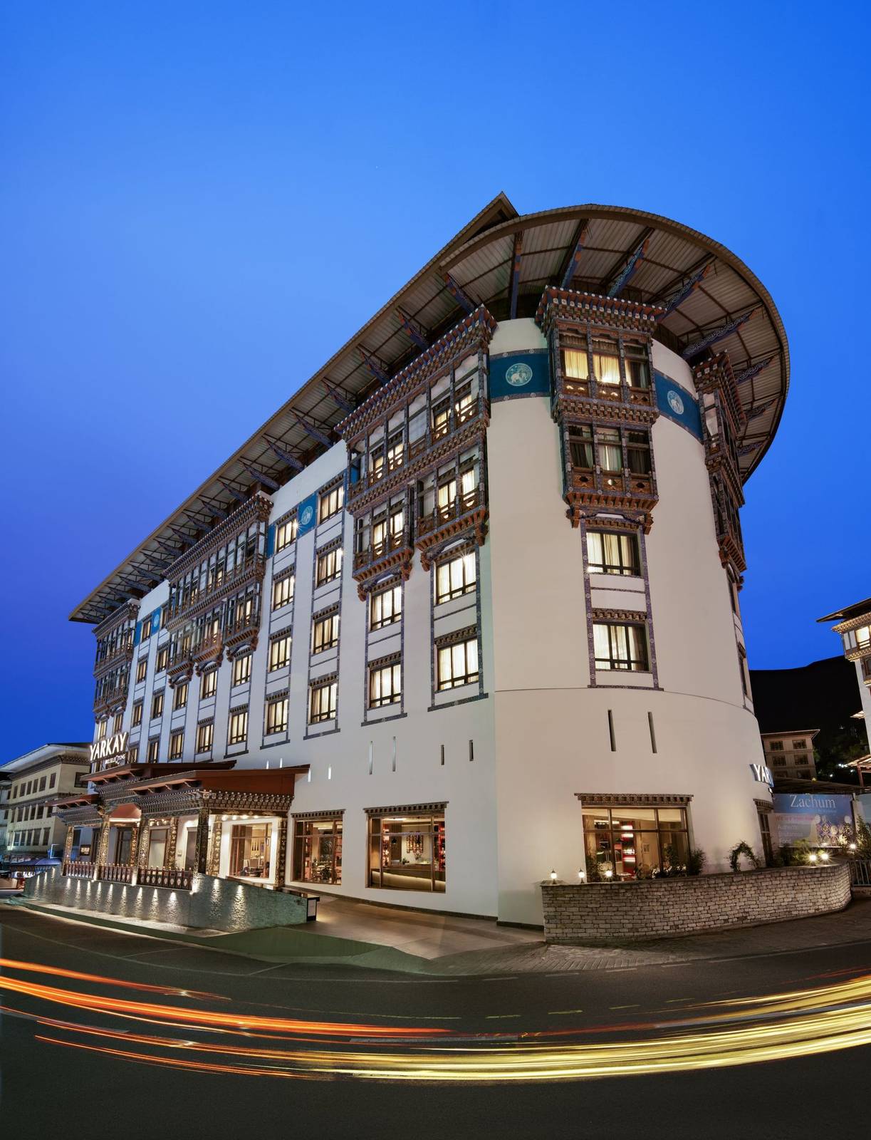 Yarkay Thimphu IHCL SeleQtions 夜間外觀