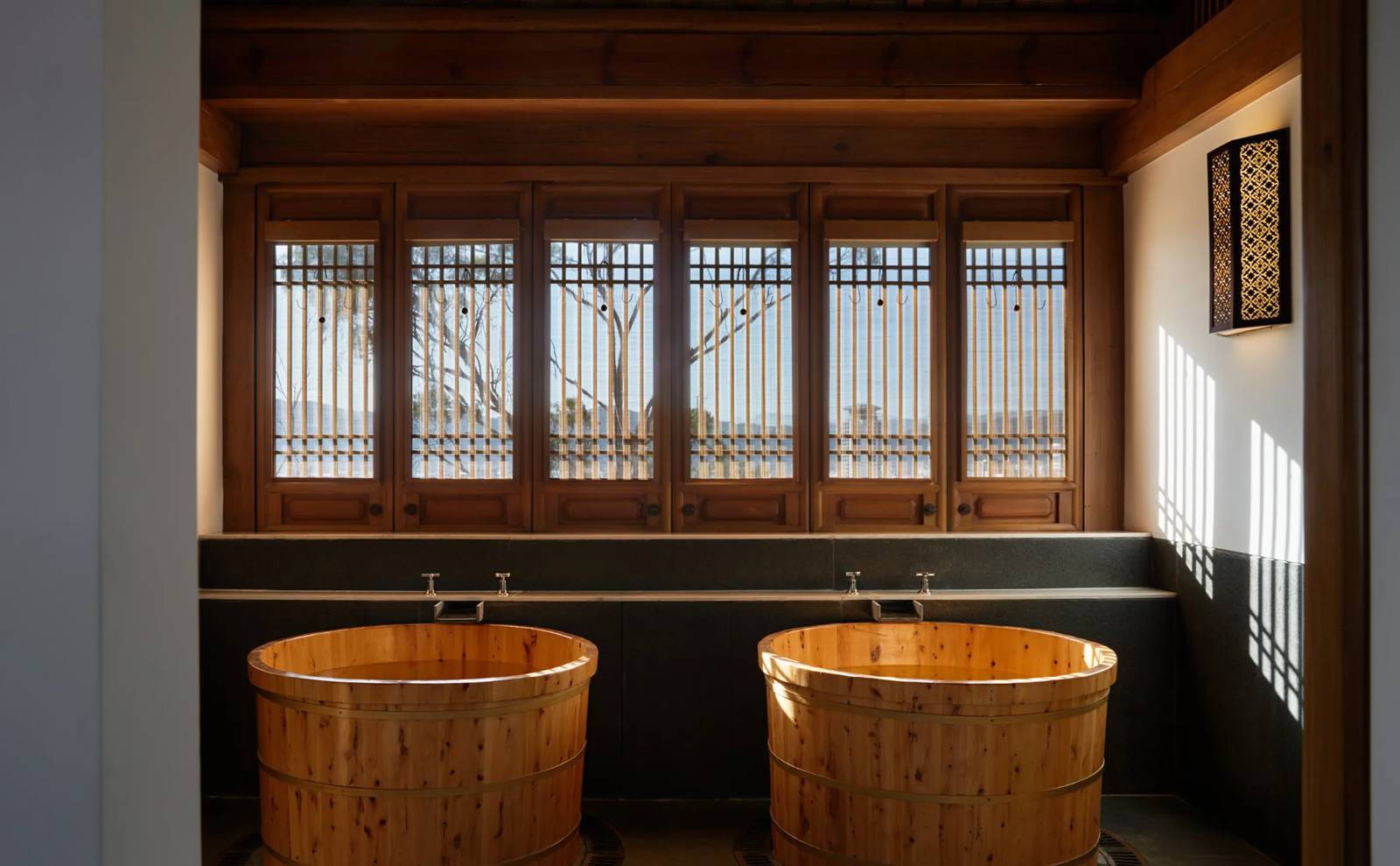 大研安縵 Spa 的木桶泡澡房