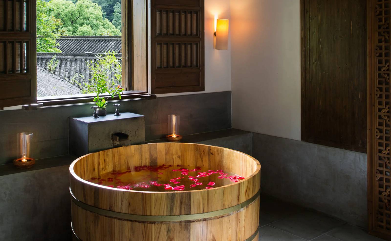 法雲安縵 Bath House 的木桶泡澡