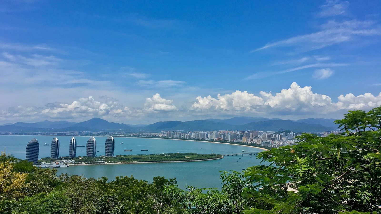 三亞海灣與市區景色(目的地參考)