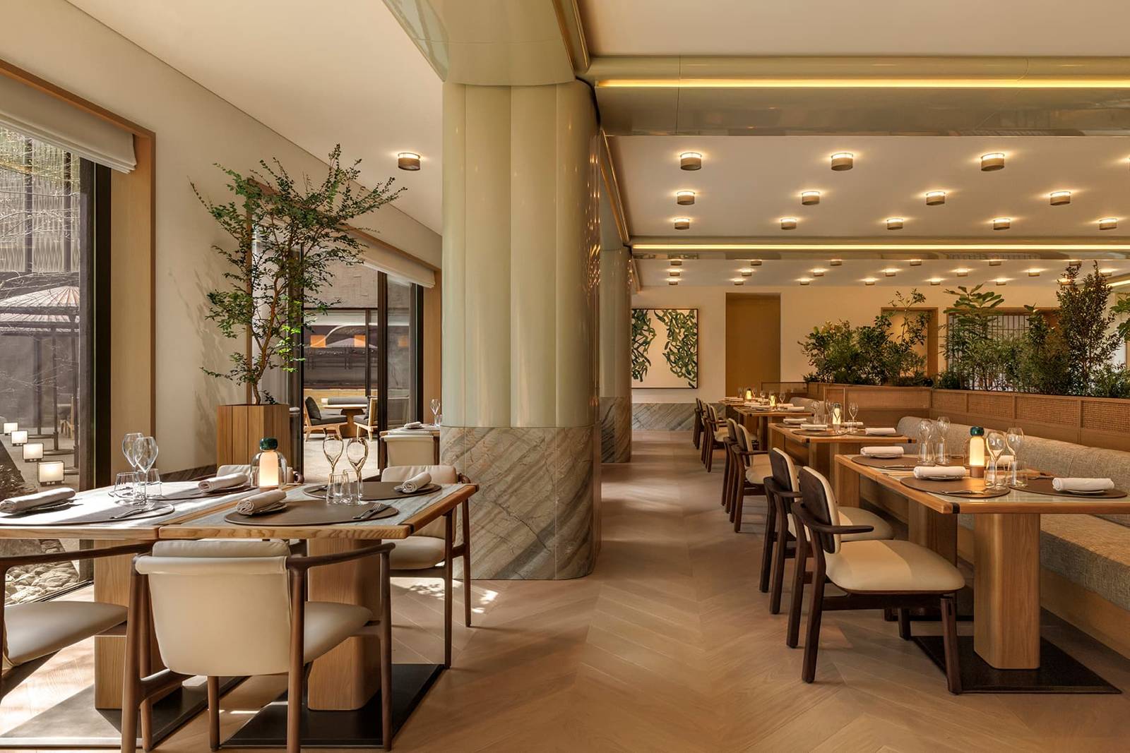 京都嘉佩樂酒店 Lanterne 的用餐區