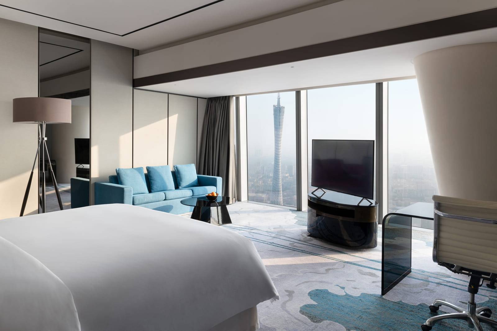廣州四季酒店 Club Premier Room 的廣州塔景觀